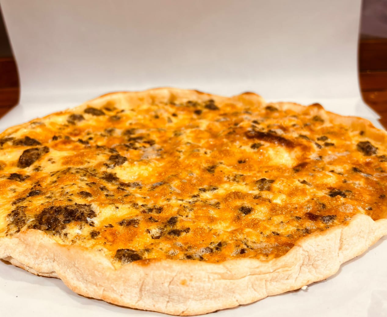 صينية بيض وسجق على الطابون - الأكثر طلباً